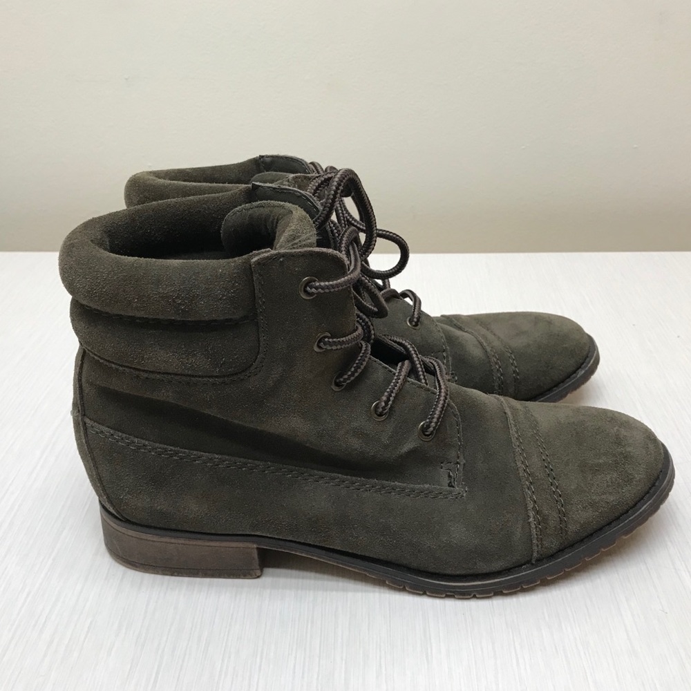 Steve Madden Maecie Olive Green Suede Combat Boots